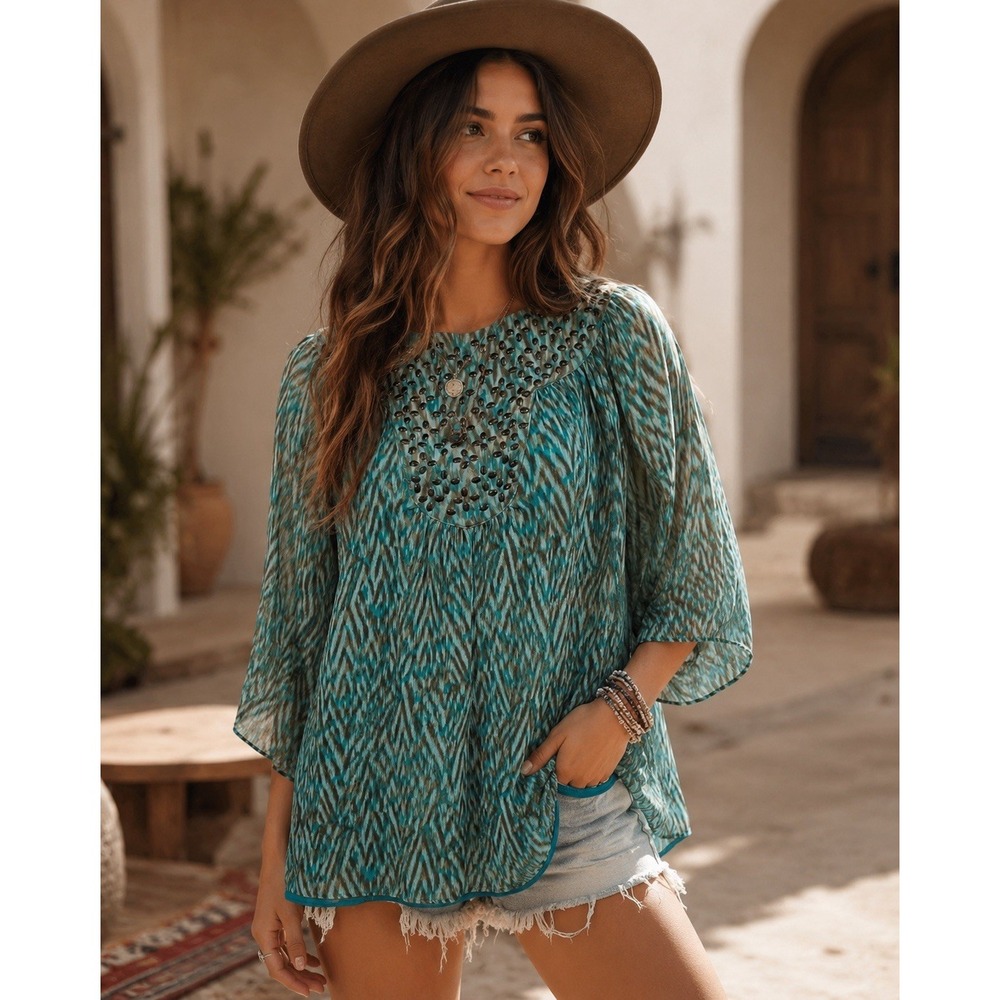 VTG Banana Republic 100% SILK Studded Blouse Petite L Teal Green Tropical Flowy